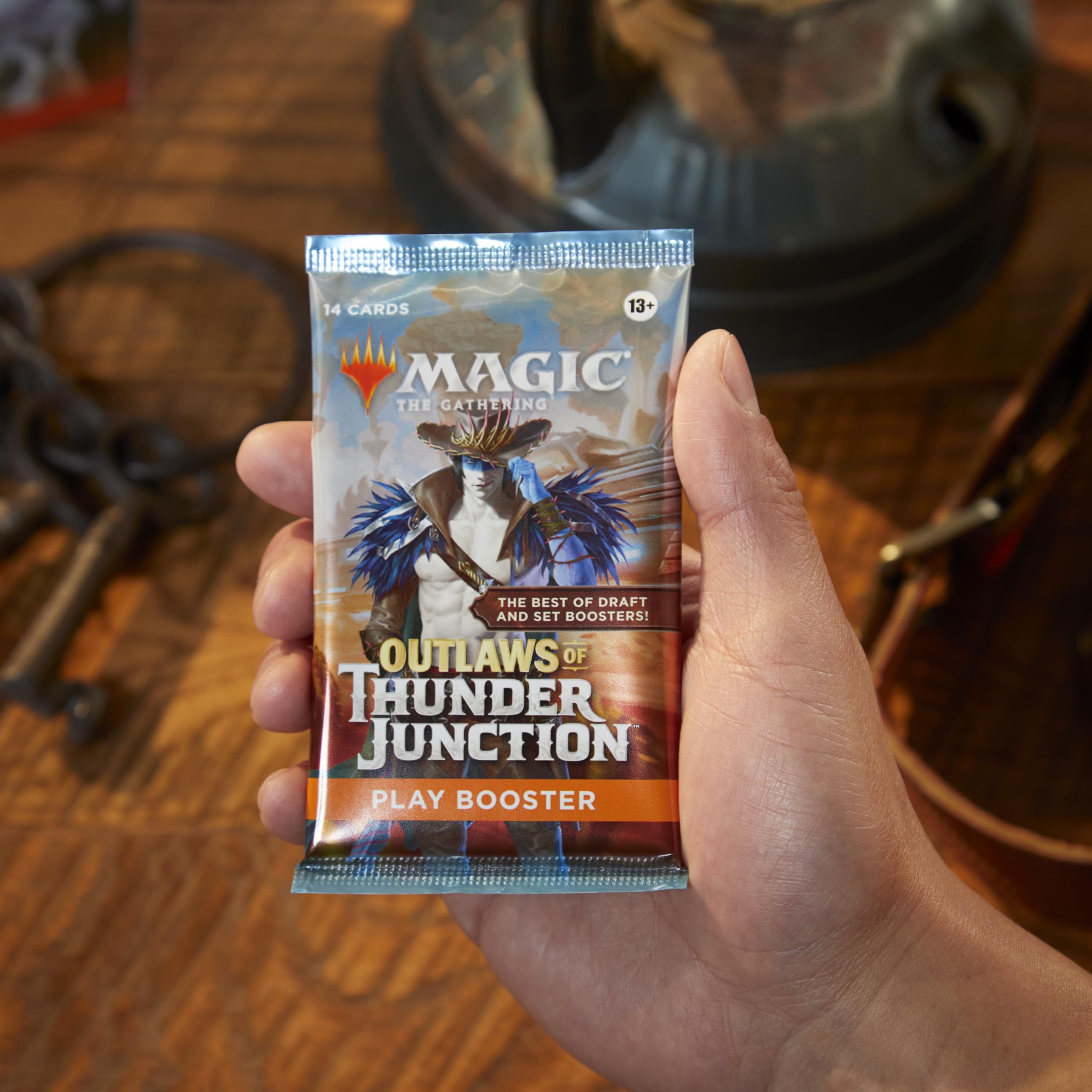 Magic: The Gathering Outlaws of Thunder Junction Play Booster Box - 36 Packs (504 Magic Cards)
