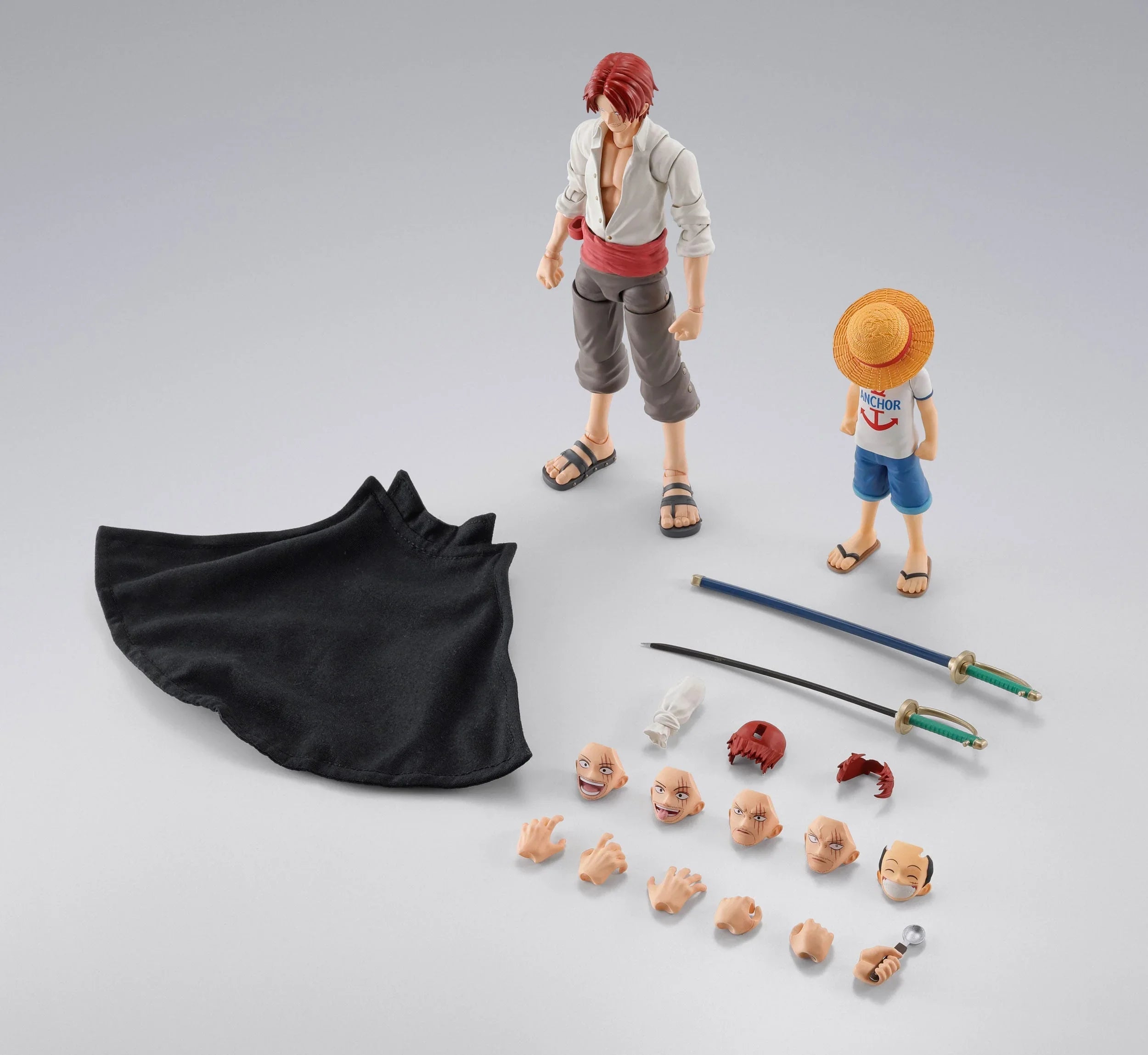 Bandai - S.H.Figuarts - One Piece - Shanks & Monkey D. Luffy Childhood Ver. 2-Pack