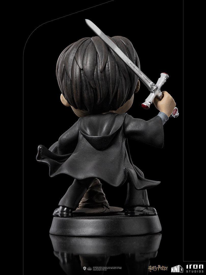 Iron Studios - Harry Potter - Harry Potter with Sword of Gryffindor MiniCo Figure